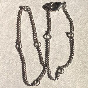 Silver thin chain bracelet